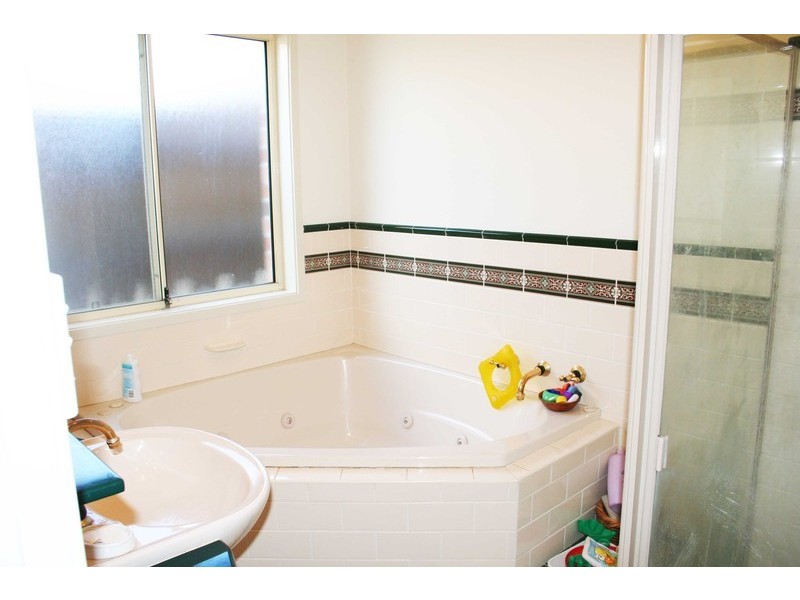 Hoxton Park NSW 2171