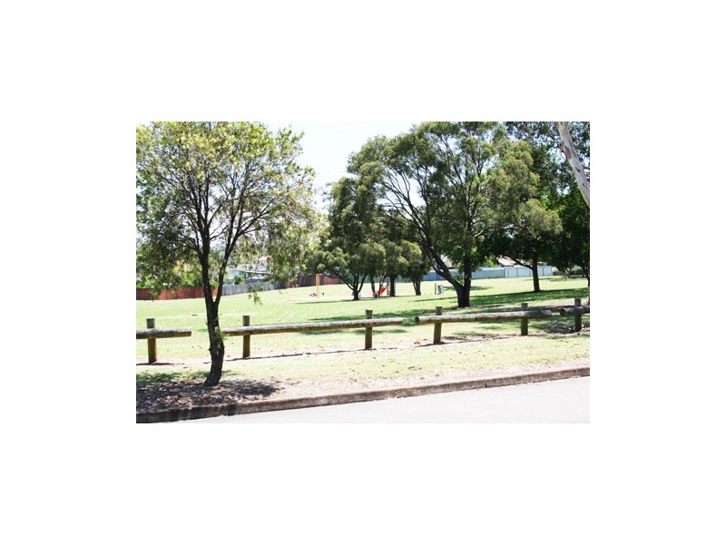Lurnea NSW 2170