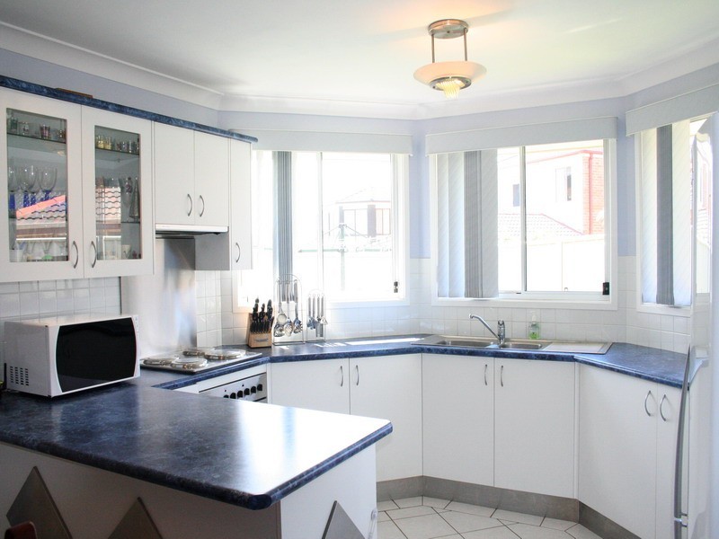 West Hoxton NSW 2171