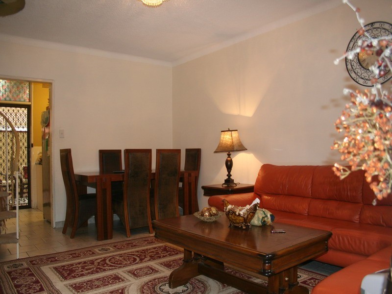 5/262 River Avenue, Carramar NSW 2163