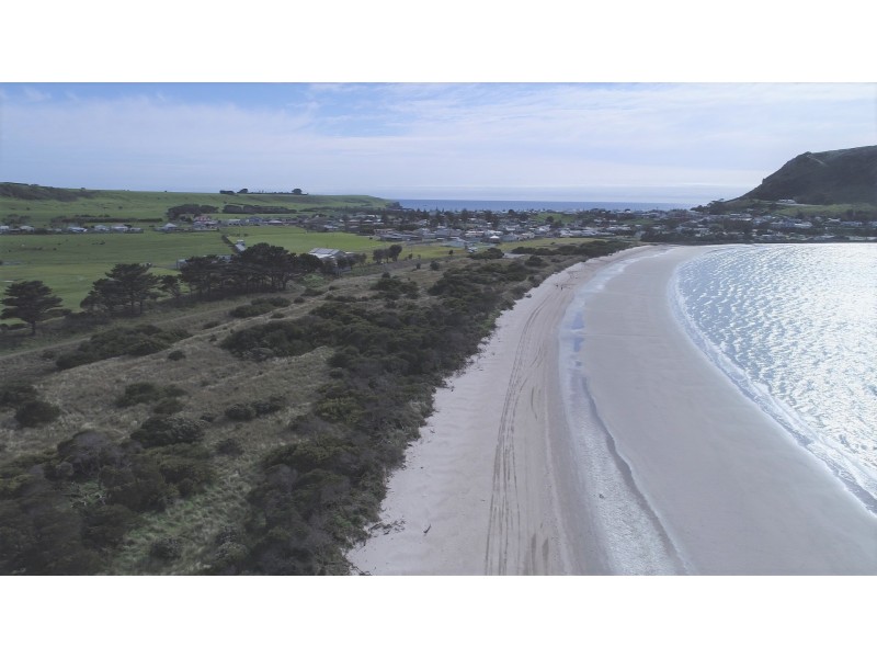 32 Marine Esplanade, Stanley TAS 7331
