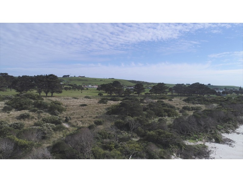 32 Marine Esplanade, Stanley TAS 7331