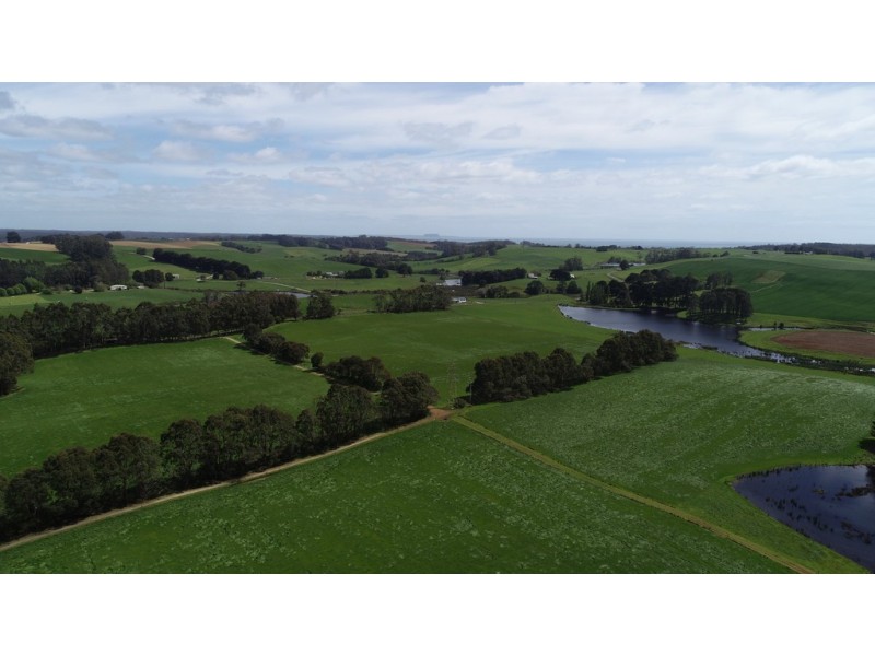 223 Montumana Road, Rocky Cape TAS 7321