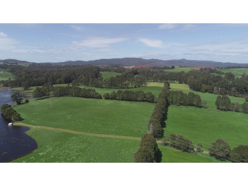 223 Montumana Road, Rocky Cape TAS 7321
