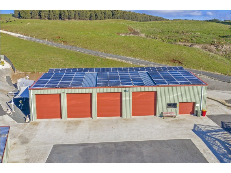 683 Penguin Road, Penguin TAS 7316