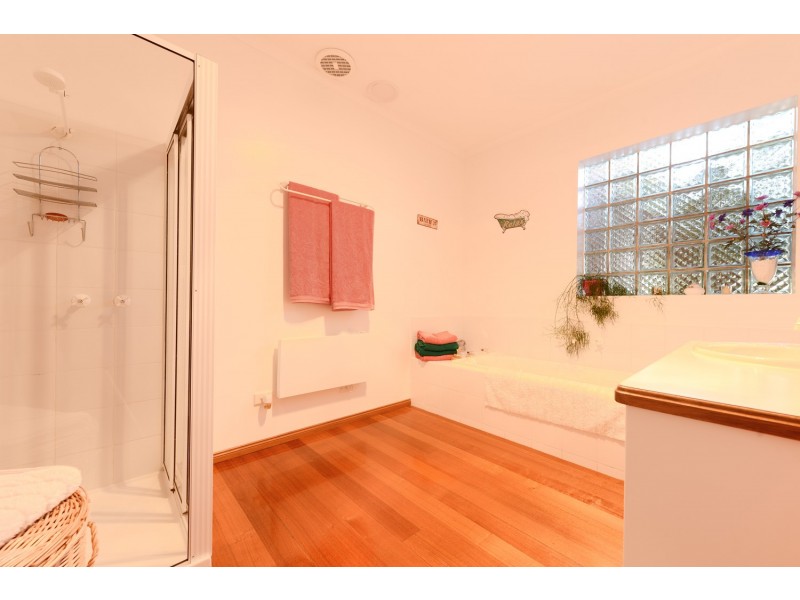 10 Compton Road, Old Beach TAS 7017