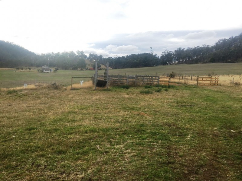 136 Woods Road, Kellevie TAS 7176