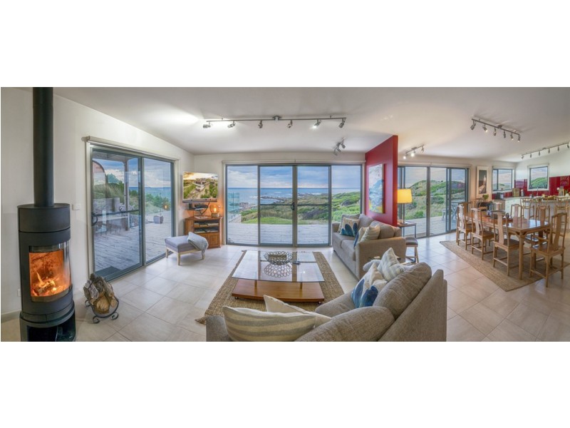 135 Barnes Road, Loorana TAS 7256