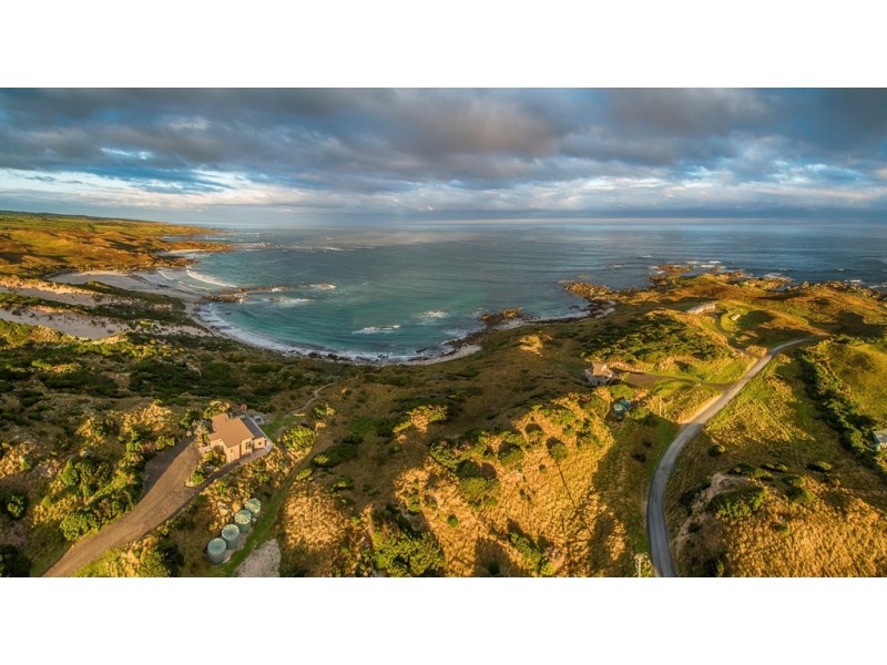135 Barnes Road, Loorana TAS 7256