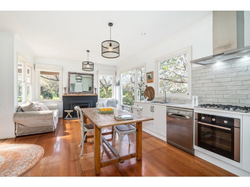 66 Table Cape Road, Wynyard TAS 7325