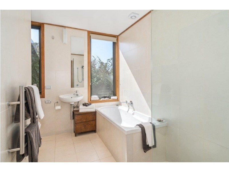66 Table Cape Road, Wynyard TAS 7325