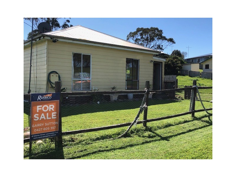 9 Ross Avenue, Currie TAS 7256