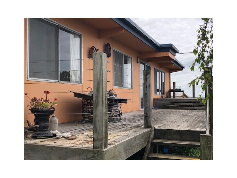 23 Myrtle Street, Grassy TAS 7256