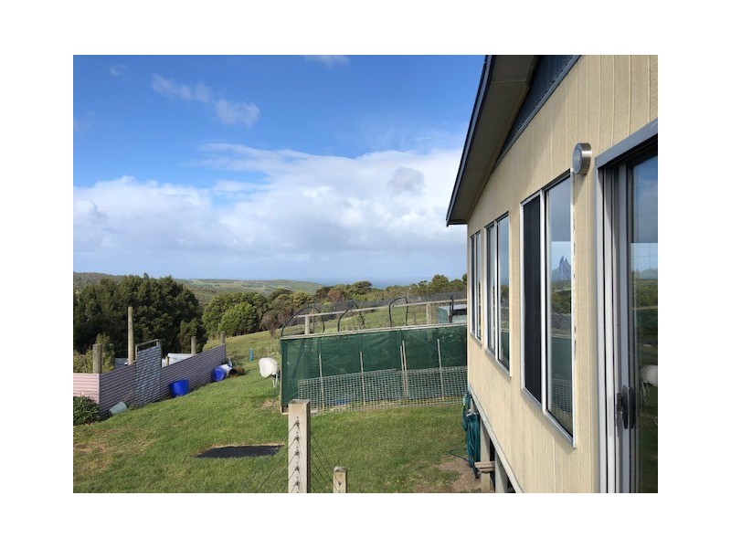 3 Banksia Street, Grassy TAS 7256