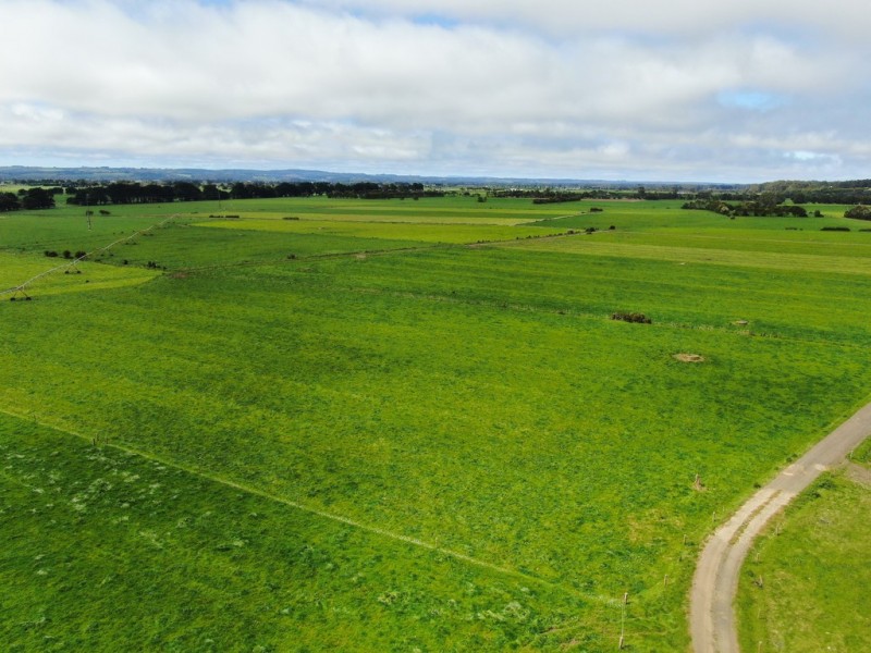 23239 Bass Hwy 125 Innes Rd 235 Hardmans Rd Nicholls Rd, Smithton TAS 7330