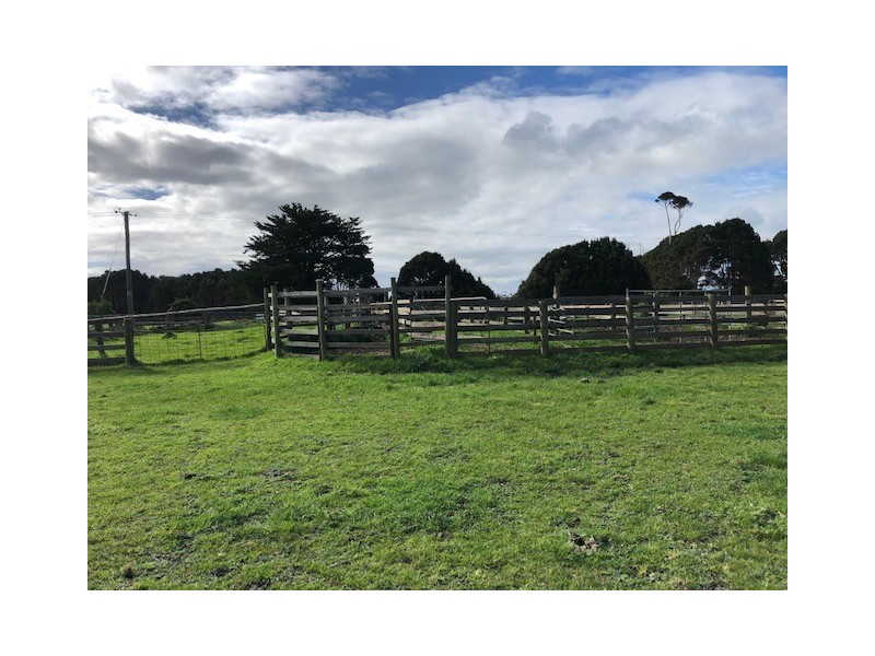 “Bokara” Heddles Road, North Road and Snodgrass Lane, Loorana TAS 7256
