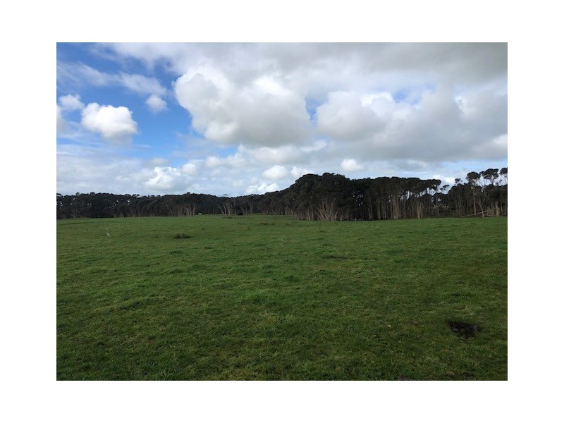 “Bokara” Heddles Road, North Road and Snodgrass Lane, Loorana TAS 7256
