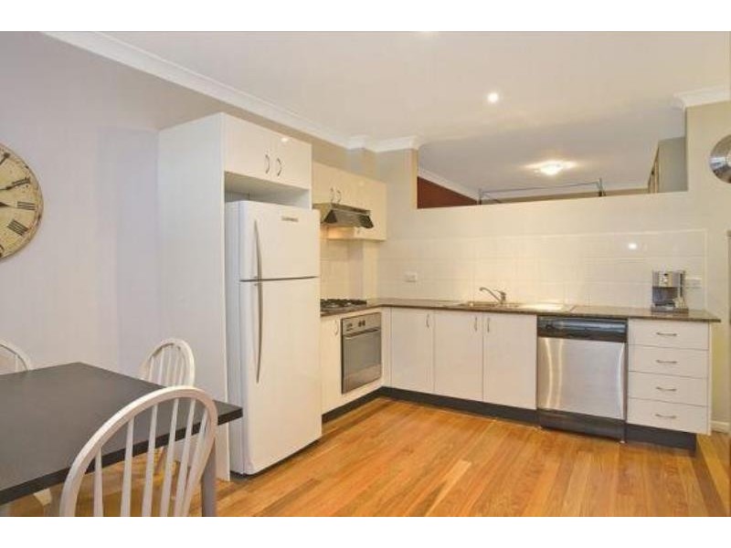 8/2-4 BELLEVUE STREET, Surry Hills NSW 2010