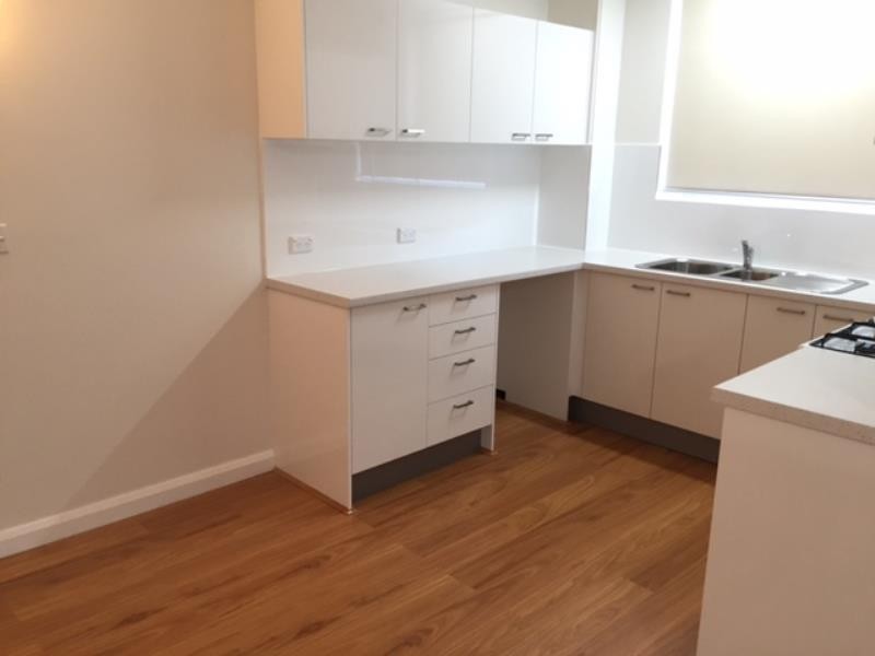 2/295 GARDENERS ROAD, Eastlakes NSW 2018