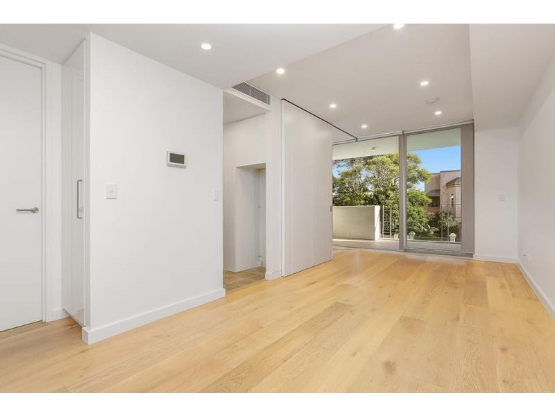 A102/91 OLD SOUTH HEAD ROAD, Bondi Junction NSW 2022