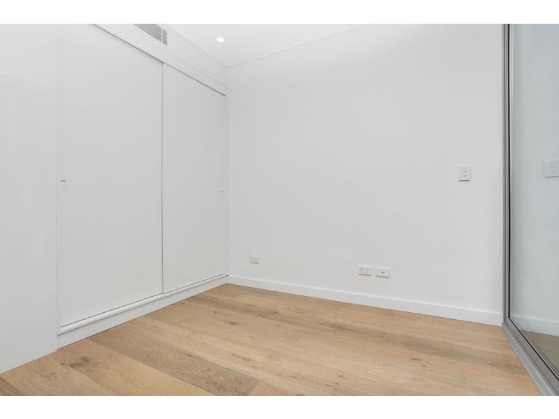 A102/91 OLD SOUTH HEAD ROAD, Bondi Junction NSW 2022