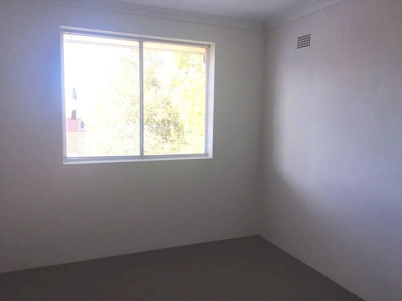 6/130 VICTORIA ROAD, Punchbowl NSW 2196