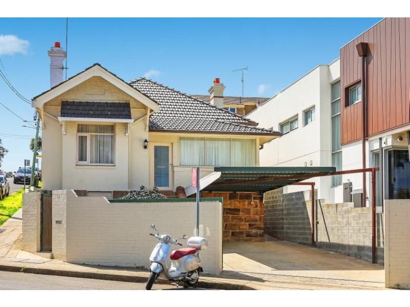 16 FLETCHER STREET, Tamarama NSW 2026