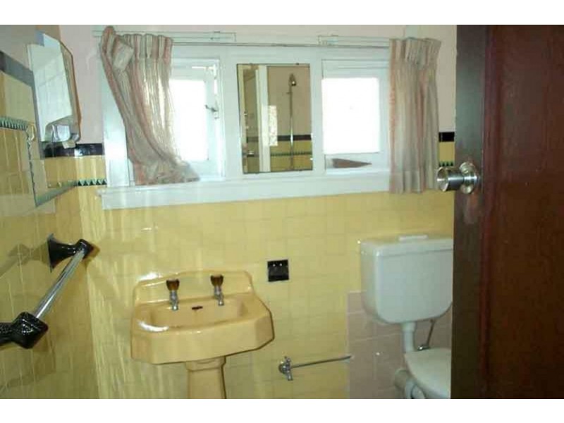 70 JUBILEE AVENUE, Beverley Park NSW 2217