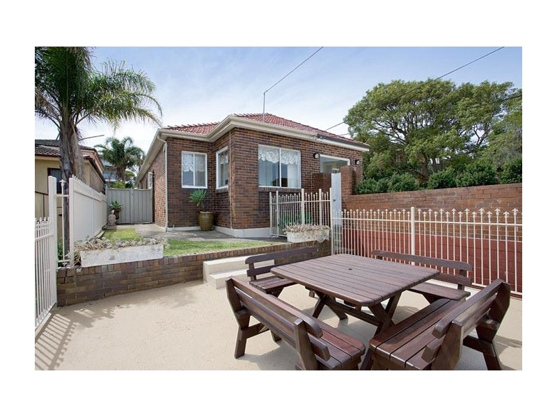 16 Clifford Street, Coogee NSW 2034