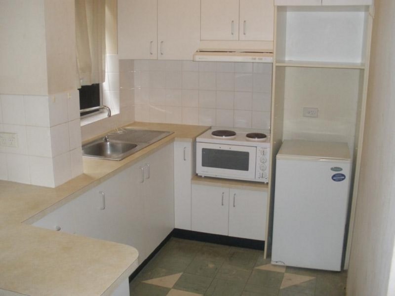 27/4 ELIZABETH BAY ROAD, Elizabeth Bay NSW 2011