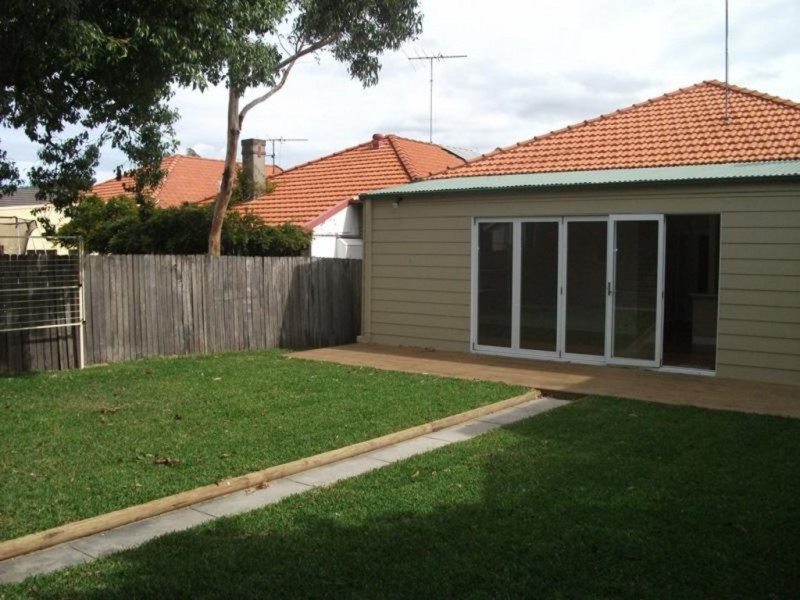 246 DONCASTER AVENUE, Kensington NSW 2033