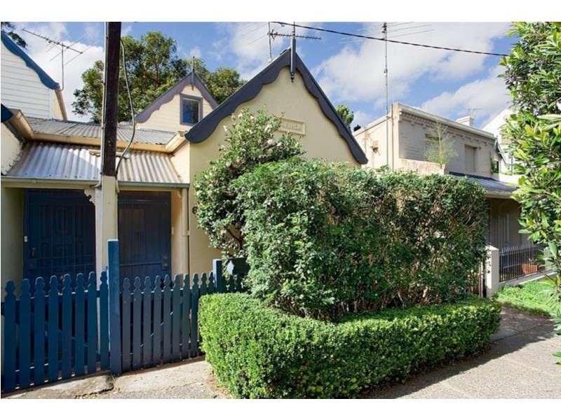 64 RUTHVEN STREET, Bondi Junction NSW 2022