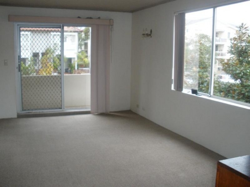 2/10 BISHOPS AVENUE, Randwick NSW 2031