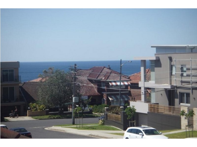 8 THE CAUSEWAY, Maroubra NSW 2035