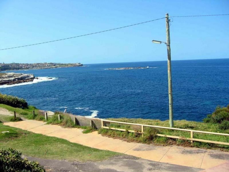 1 CRANA AVENUE, South Coogee NSW 2034