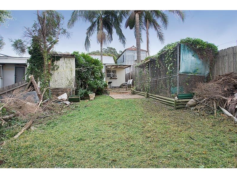 9 Young Street, Tempe NSW 2044