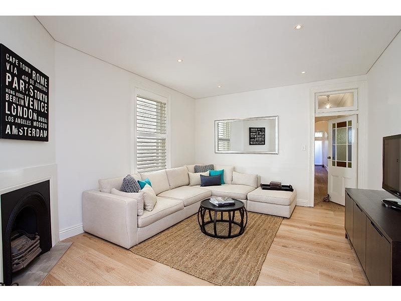129 Edgecliff Road, Woollahra NSW 2025