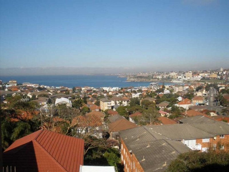 11/44 MILITARY ROAD, North Bondi NSW 2026