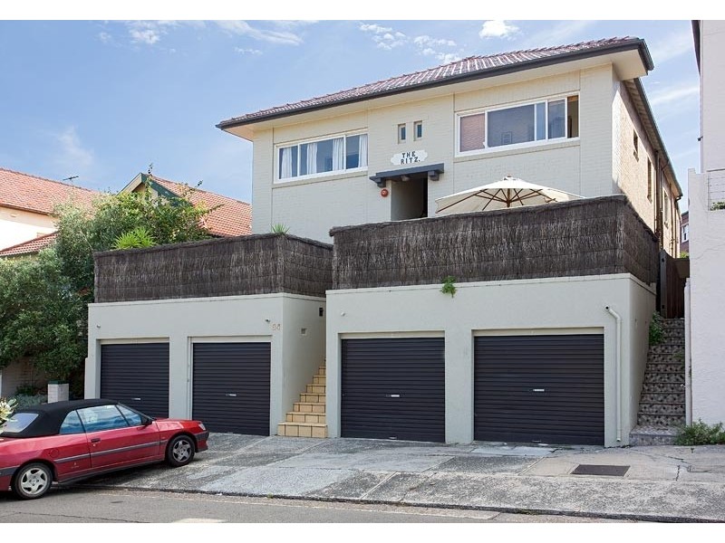 2/94 WARNERS AVENUE, Bondi NSW 2026