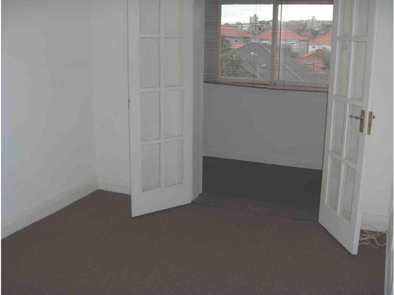 2/94 WARNERS AVENUE, Bondi NSW 2026