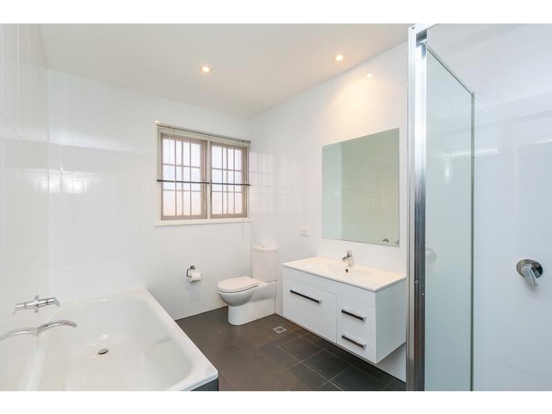 246 DONCASTER AVENUE, Kensington NSW 2033