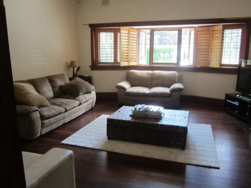 12A CARRINGTON ROAD, Waverley NSW 2024