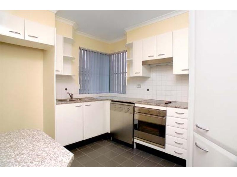 6/109-111 BROOK STREET, Coogee NSW 2034