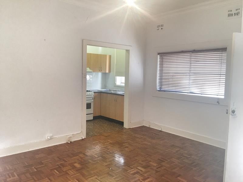 1/49 WALLIS PARADE, Bondi NSW 2026