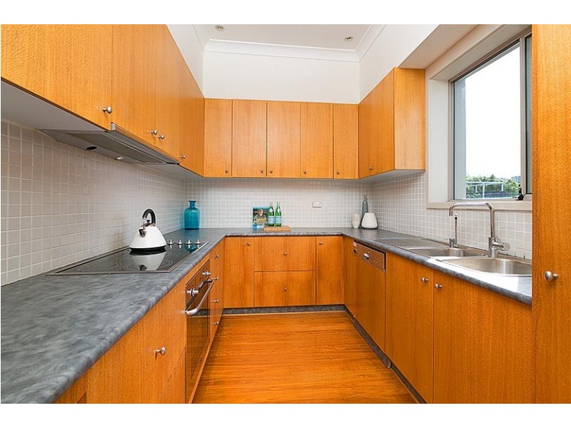 8 Brighton Road, Coogee NSW 2034