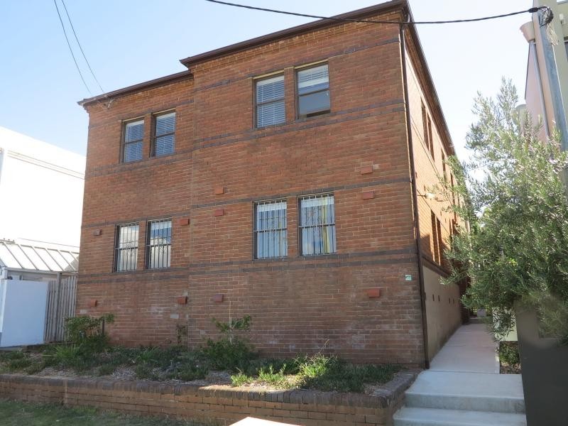 2/74 HEWLETT STREET, Bronte NSW 2024