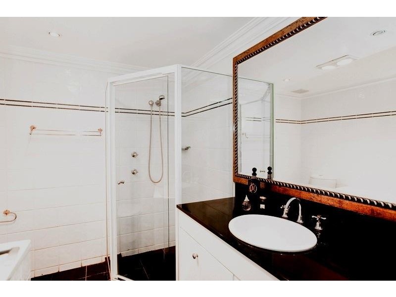 11/16 GREENOAKS AVENUE, Darling Point NSW 2027