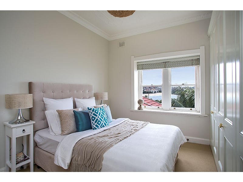 5/4 WOLSELEY ROAD, Coogee NSW 2034