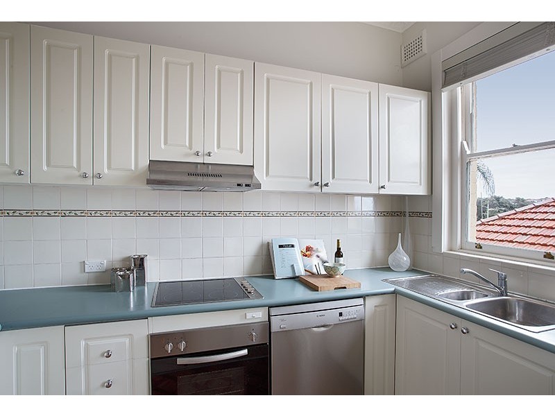 5/4 WOLSELEY ROAD, Coogee NSW 2034