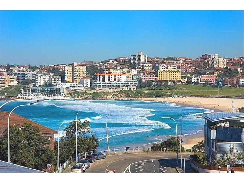 2/15 WALLIS PARADE, Bondi NSW 2026